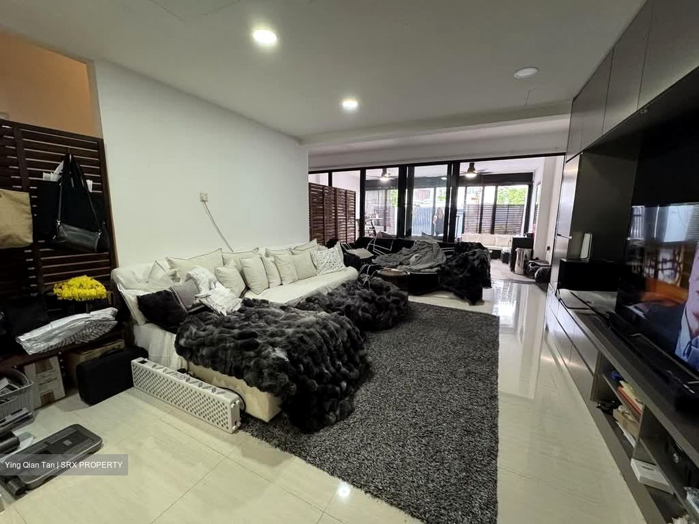 Frankel Estate (D14), Terrace #532042381